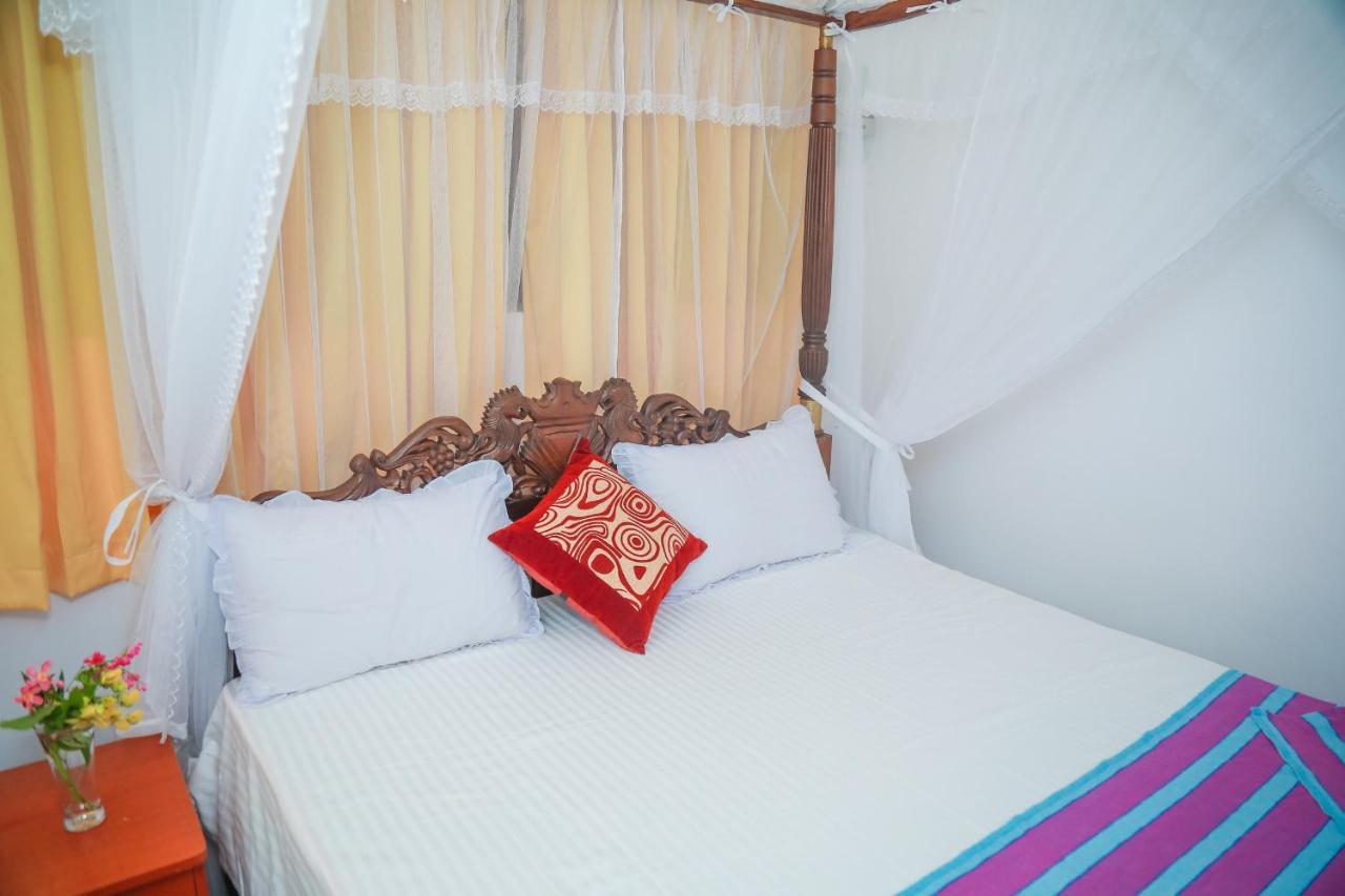 Hasaranga Holiday House هيكادوفا المظهر الخارجي الصورة