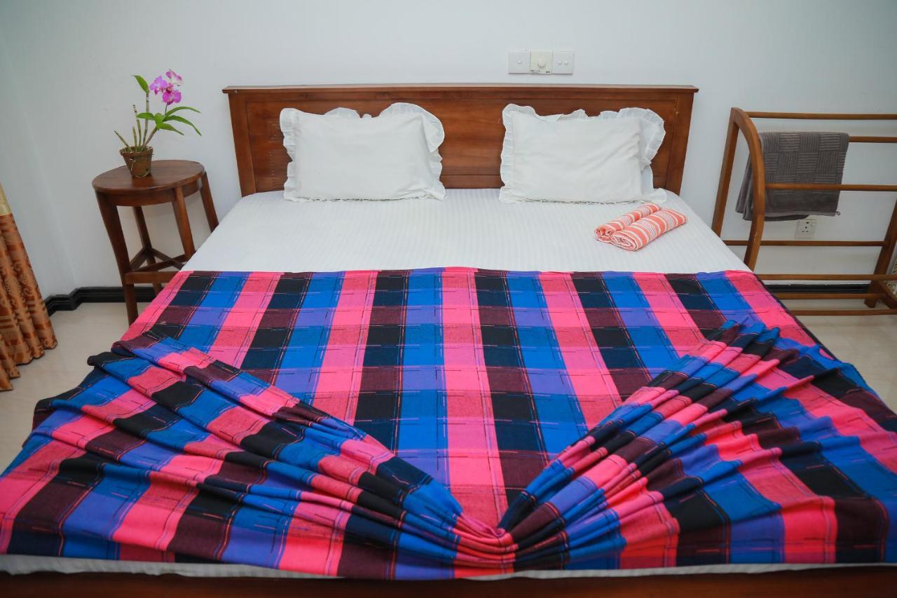 Hasaranga Holiday House هيكادوفا المظهر الخارجي الصورة
