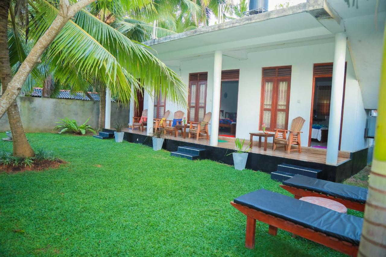 Hasaranga Holiday House هيكادوفا المظهر الخارجي الصورة